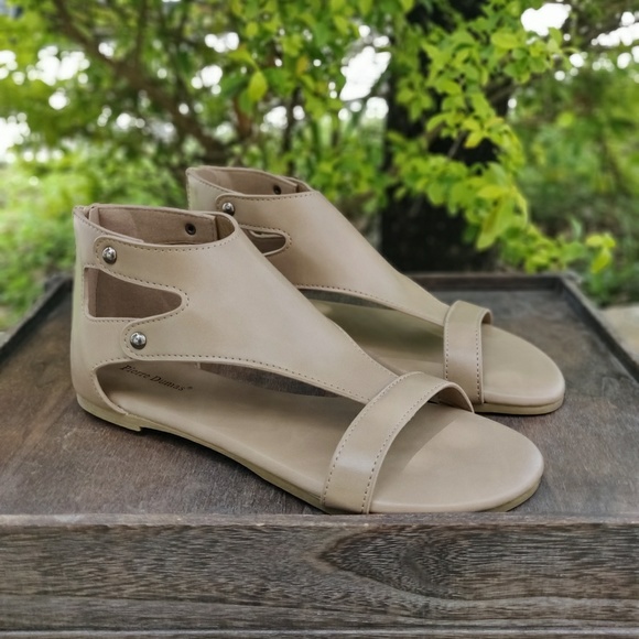 Women's Gladiator Flats Back Zipper Ankle Taupe - Picture 8 of 8